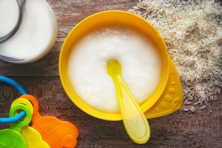 santan untuk MPASI, MPASI sehat, makanan bayi 6 bulan, lemak baik untuk otak bayi, santan aman untuk bayi, tips MPASI alami, makanan bersantan untuk bayi
